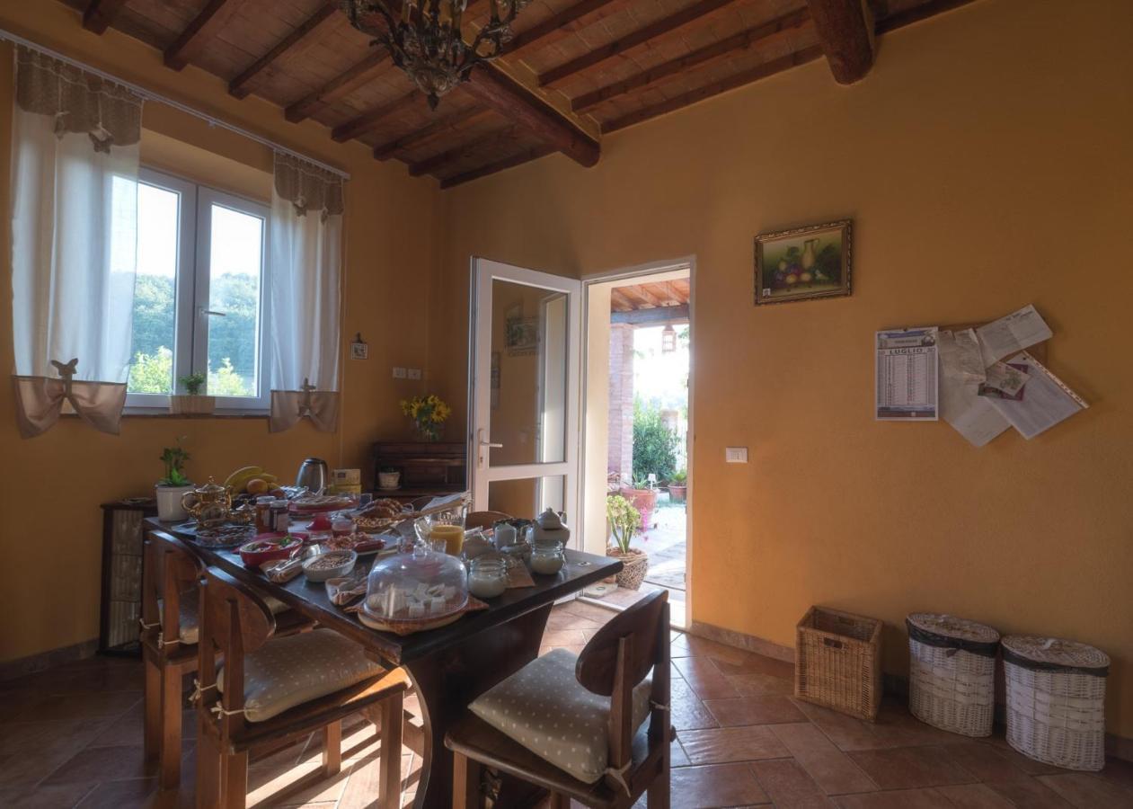 La Casa Rossa Acomodação com café da manhã Coiano Exterior foto